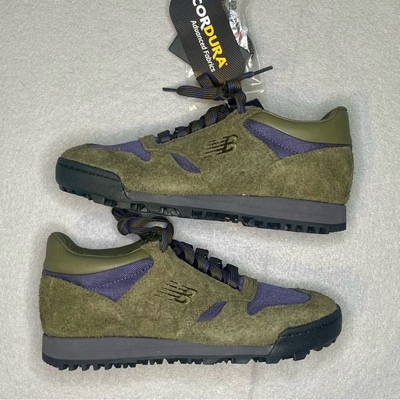 New Balance Rainier Low Sneakers Green Purple Men’s Size 8 Women’s Size 9.5